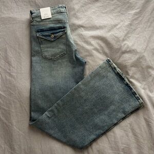ZARA LOW RISE FLARE FIT JEANS